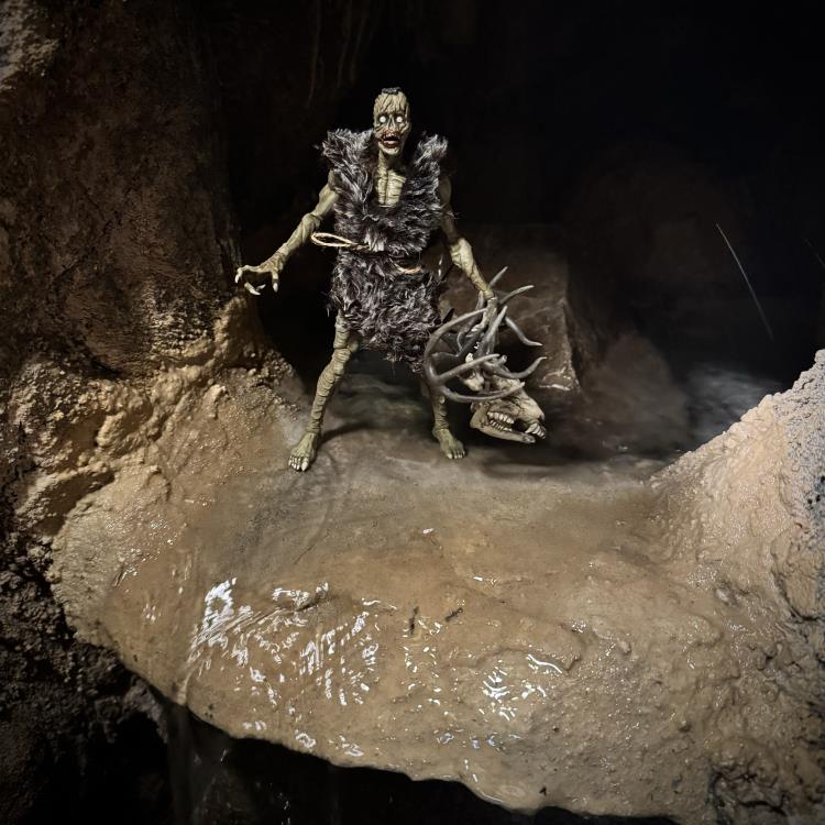 PVC Ent The Cursed Dead Wendigo 1/12 Scale Deluxe Action Figure - View 3