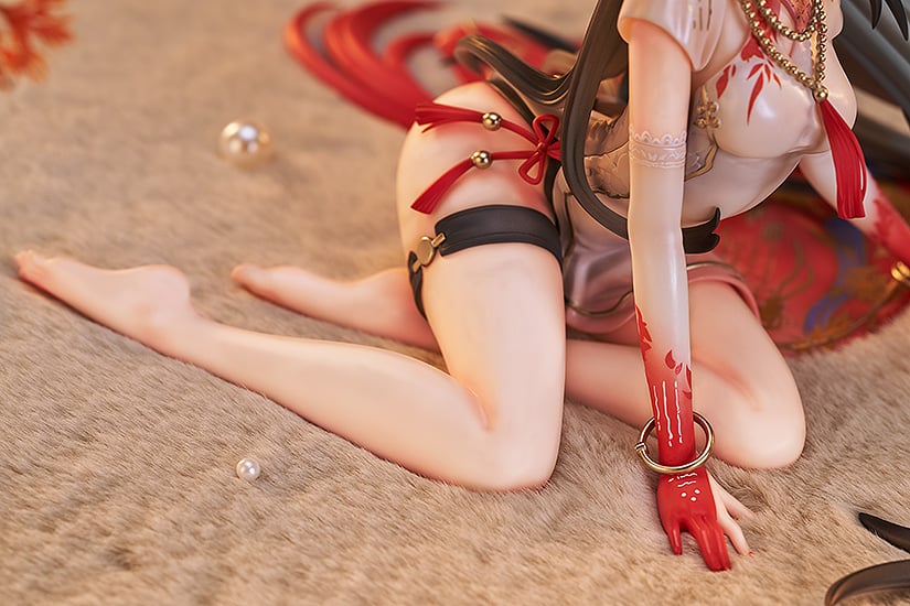 Luminous Box Punishing: Gray Raven Qu (Crimson Blessing) 1/7 Scale Plastic Figure, 5.5-Inch - View 11