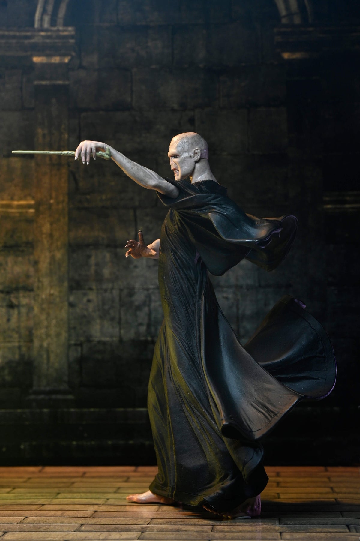 NECA Harry Potter The Legacy Collection Lord Voldemort Action Figure - View 6