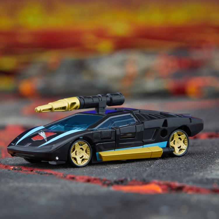 Hasbro Transformers: Legacy United Deluxe Class Armada Universe Wheeljack 5.5-Inch Action Figure - View 10