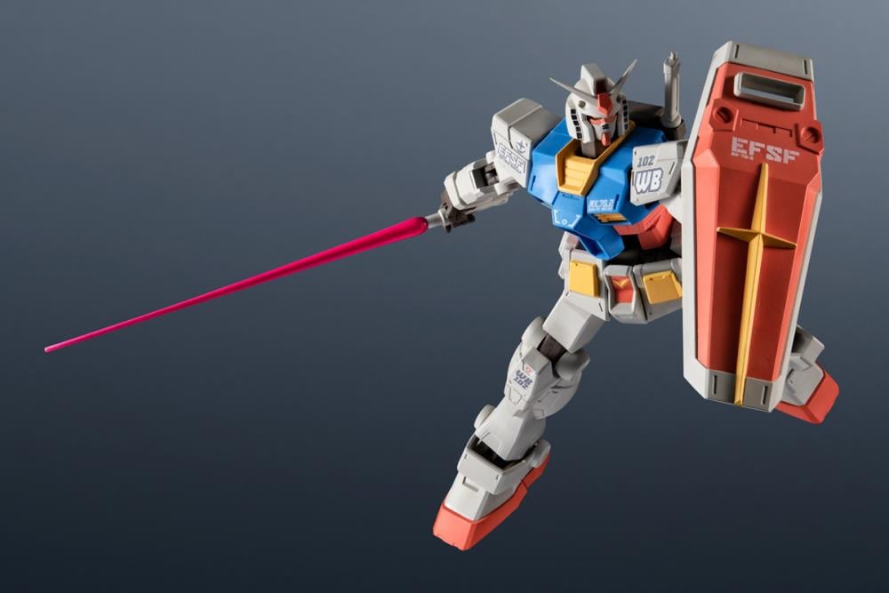 Bandai Mobile Suit Gundam Gundam Universe RX-78-2 Gundam Real Marking Plus Ver. Event Exclusive Action Figure - View 6