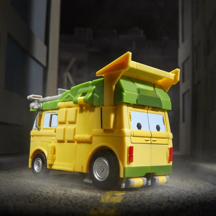 Hasbro Transformers Collaborative Teenage Mutant Ninja Turtles x Transformers Party Wallop 7-Inch Figure - View 15
