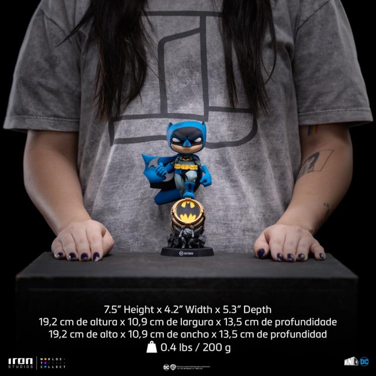 Iron Studios MiniCo DC Comics Batman on Bat-Signal (Blue Variant) Figure - View 8