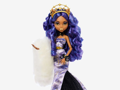 Mattel Monster High Howliday Winter Edition Clawdeen Wolf 11-Inch Doll - View 2