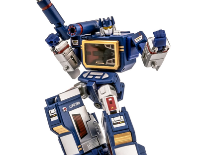 Newage NA H21EX Scaramanga Limited Edition Plastic Figure (Reissue) - View 2