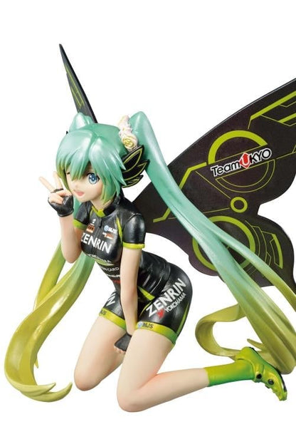 Bandai Banpresto Vocaloid Chronicle Hatsune Miku Racing Ver. (Racing Miku 2017 Team UKYO Cheering Ver.) 5-Inch Figure - View 12