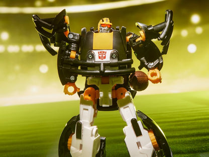 Hasbro Transformers Collaborative NFL x Transformers Pittsburgh Steelers Steelsmash 5.5-Inch Action Figure - View 2