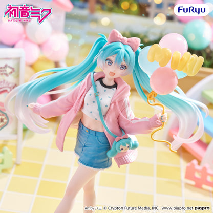 FuRyu Vocaloid Muchute Hatsune Miku (Theme Park Date Ver.) Figure 7.5-Inch - View 5