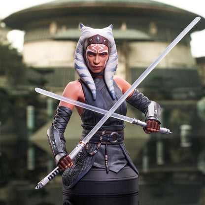 Gentle Giant Star Wars The Mandalorian Ahsoka Tano 1/6 Scale Limited Edition Bust - View 6