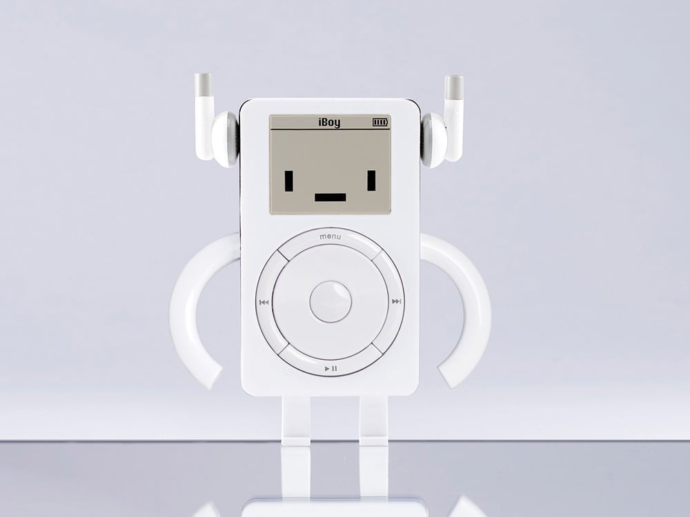 Classicbot iBoy (Regular Edition) 4-Inch ABS Figure - View 2
