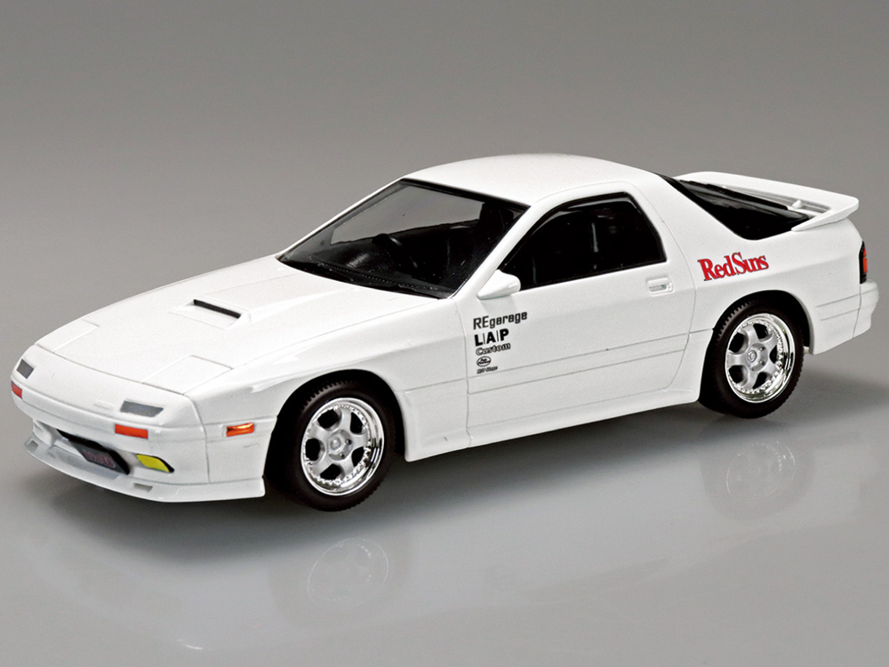 Aoshima Initial D Snap Kit #CM-3 Ryosuke's FC 1/32 Scale Model Kit - View 2