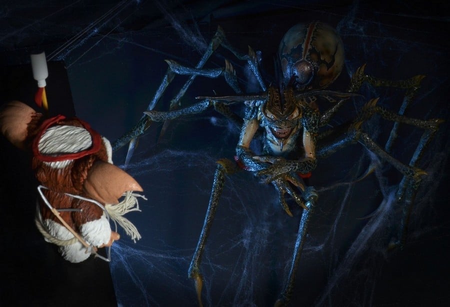 NECA Gremlins 2: The New Batch Spider Gremlin Deluxe Action Figure, 10-Inch - View 9
