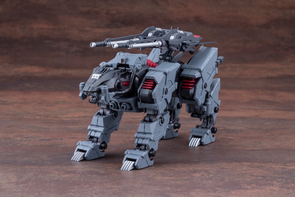 Kotobukiya Zoids Chaotic Century Highend Master Model Lightning Saix Irvine Special 2000 Recolor 1/72 Scale Model Kit - View 12