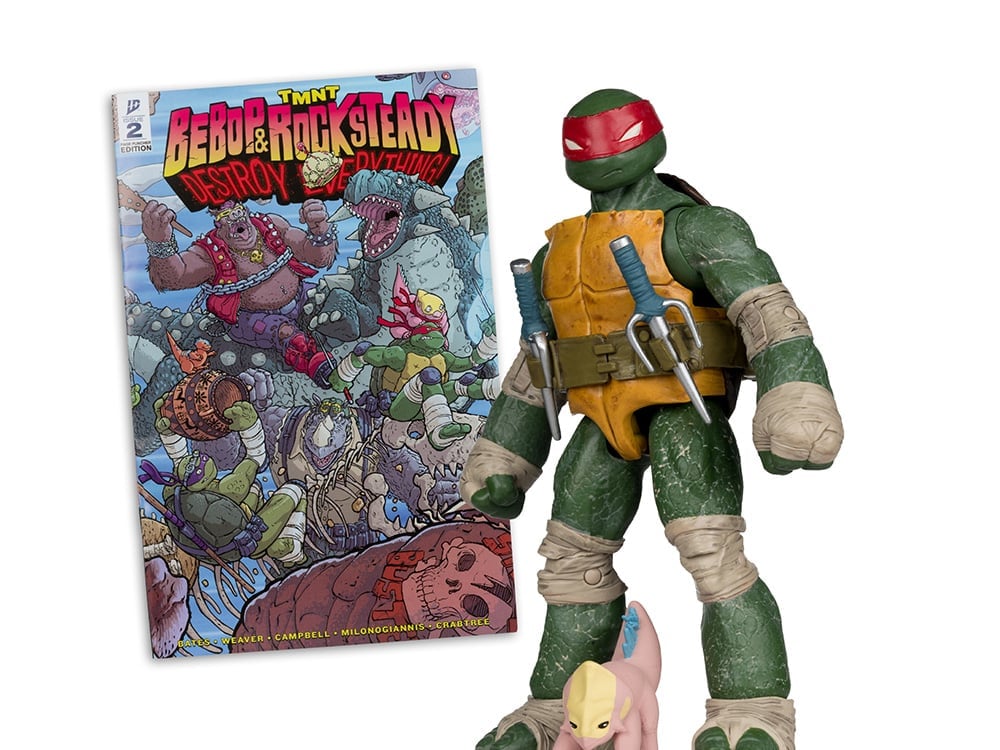 McFarlane Toys Teenage Mutant Ninja Turtles Page Punchers Raphael 5-Inch Action Figure with Comic - View 2