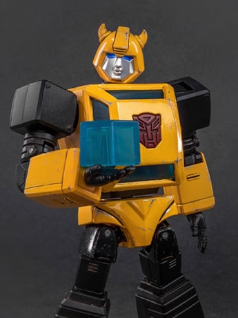 Yolopark Transformers Generation 1 AMK Pro Bumblebee 6.3-Inch ABS Model Kit with Spike