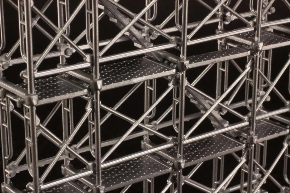 Plum Scaffold 1/100 Scale Plastic Model Kit for Display Builds - View 6