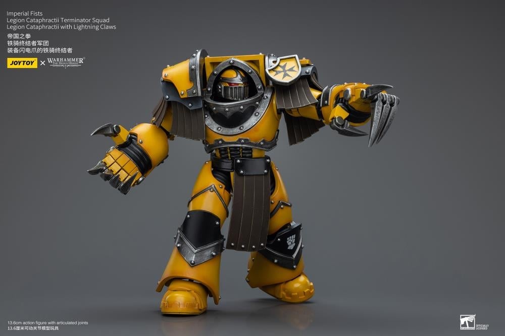 JoyToy Warhammer The Horus Heresy Imperial Fists Legion Cataphractii Terminator Squad Terminator with Lightning Claws 1/18 Scale Action Figure - View 10