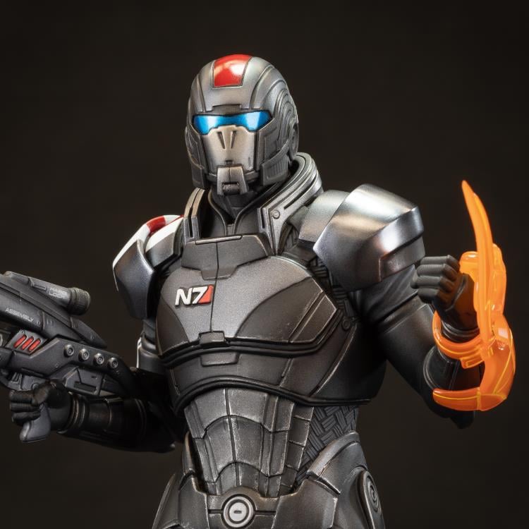 Dark Horse Mass Effect Commander John Shepard 9-Inch PVC Figure - View 6