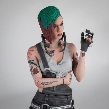 Dark Horse Cyberpunk 2077 Judy Alvarez 9-Inch Figure - View 9