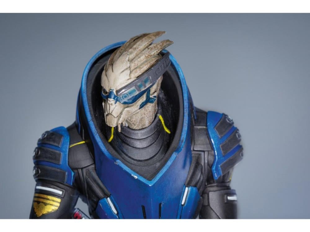 Dark Horse Mass Effect Garrus Vakarian 9-Inch PVC Statue - View 11