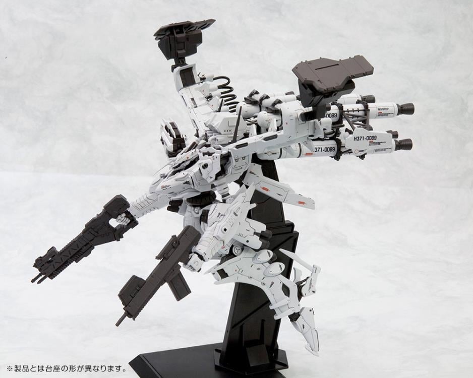 Kotobukiya Armored Core Variable Infinity Lineark White Glint & V.O.B. 1/72 Scale Model Kit Set (Reissue) - View 11