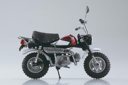 Aoshima Honda Monkey Special Shasta White 1/12 Scale Die-Cast Motorcycle, 4.5-Inch - View 4