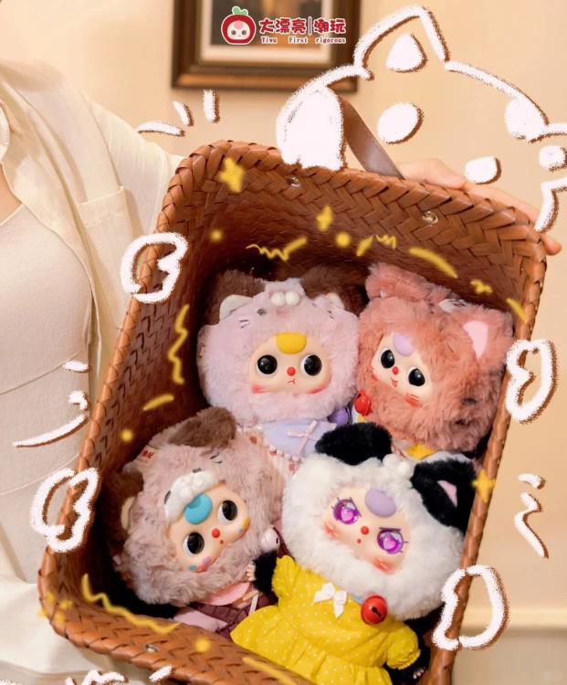 Cureplaneta Baby Three Kitten Wardrobe Random Vinyl Plush Toy - View 12