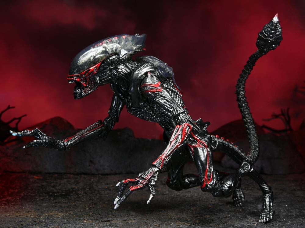 NECA Aliens Kenner Tribute Night Cougar Alien 7-Inch Action Figure - View 8