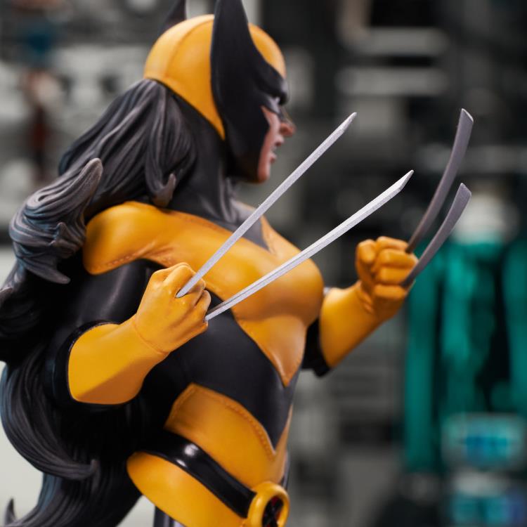 Diamond Select Toys Marvel Comics X-23 1/7 Scale Limited Edition Mini Bust, 6-Inch - View 9