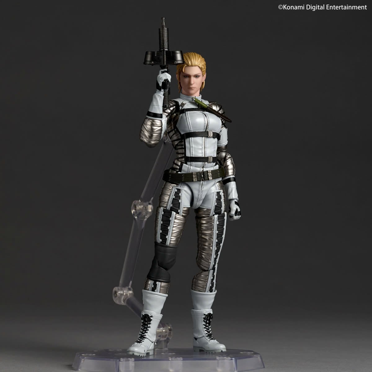 Kaiyodo Metal Gear Solid Delta: Snake Eater Amazing Yamaguchi Revoltech NR117 The Boss 6-Inch Action Figure - View 4