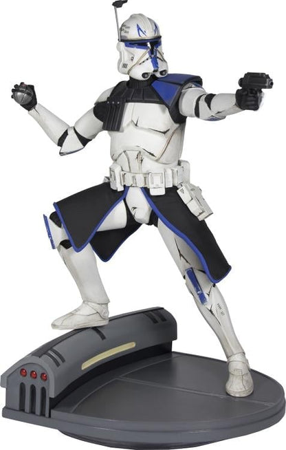 Diamond Select Toys Star Wars: The Clone Wars Premier Collection Captain Rex 1/7 Scale Limited Edition Statue - View 15