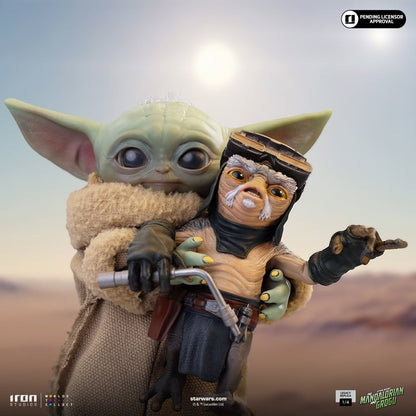 Iron Studios Star Wars: The Mandalorian and Grogu Legacy Replica Grogu No Squeezy 1/4 Scale Polystone Statue - View 7