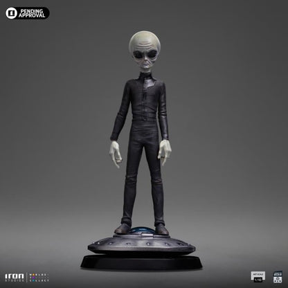 Iron Studios I Want to Believe Alien (Grey) 1/10 Art Scale Limited Edition Statue - View 10