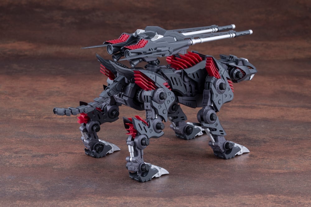 Kotobukiya Zoids Chaotic Century Highend Master Model Lightning Saix Irvine Special 2000 Recolor 1/72 Scale Model Kit - View 15