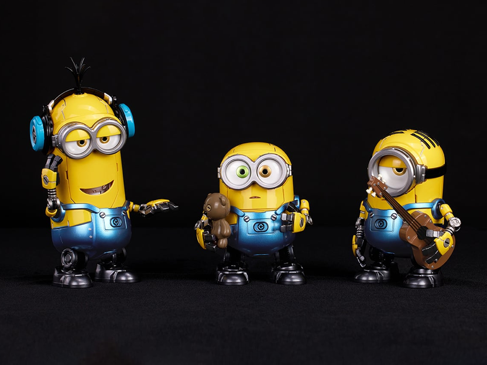 Blitzway Minions Carbotix Pop Bob, Stuart & Kevin Deluxe Ver. Action Figure Three-Pack - View 2