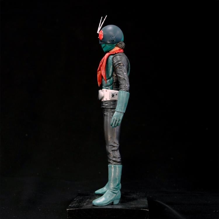 Kaiyodo Kamen Rider Middle Size Series Masked Rider 1 1/8 Scale Model Kit - View 7