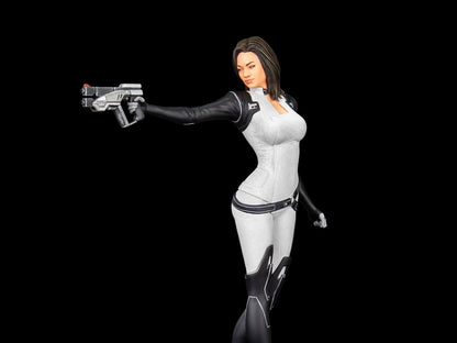 Dark Horse Mass Effect Miranda Lawson 8.5-Inch PVC Figure - View 2