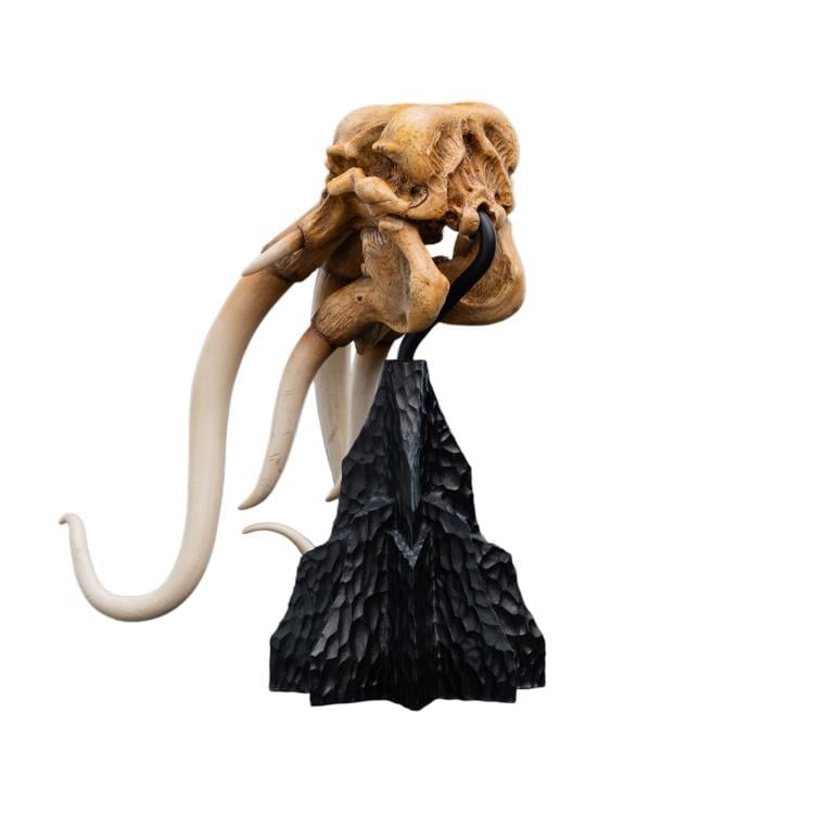 Weta Workshop The Lord of the Rings Skull of a Mumak Miniature Skull Replica (5.8-Inch) - View 9
