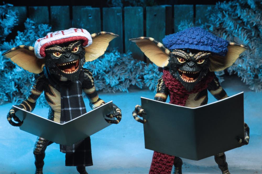 NECA Gremlins Christmas Carol Winter Scene Two-Pack (Set 1) Action Figure Set, 6-Inch - View 4