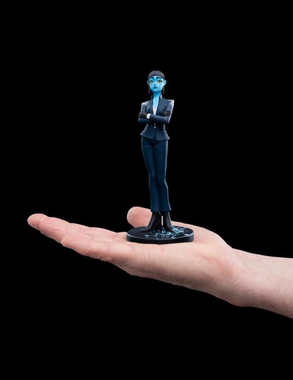 Weta Workshop Lore Olympus Hecate Vinyl Figure (6.2-Inch) - View 9