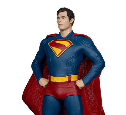 McFarlane Toys DC Multiverse Superman (2025) Superman 1/6 Scale 11-Inch Statue - View 6