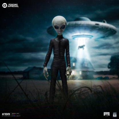 Iron Studios I Want to Believe Alien (Grey) 1/10 Art Scale Limited Edition Statue - View 3