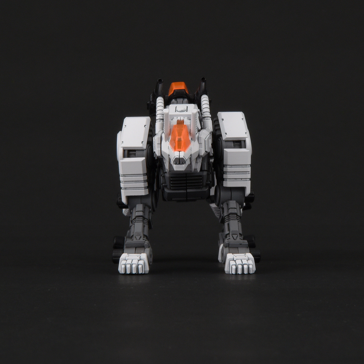 Takara Tomy Zoids Realize Model RMZ-003 Command Wolf 1/100 Scale Model Kit (Reissue) - View 19