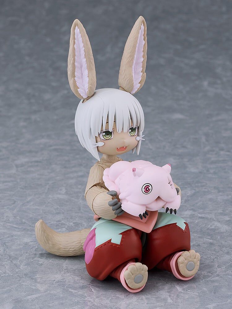 Good Smile Made in Abyss: The Golden City of the Scorching Sun figma No.697 Nanachi 4-Inch Action Figure - View 8