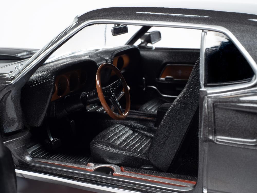 Auto World John Wick 1969 Ford Mustang 1/18 Scale Die-Cast Model - View 9