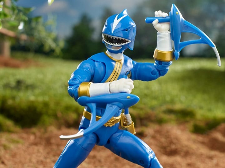 Hasbro Power Rangers Wild Force Lightning Collection Blue Ranger Plastic Figure - View 2