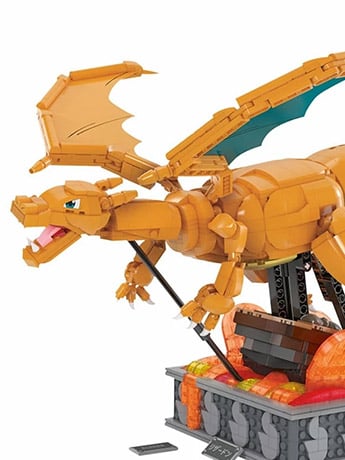 Mattel Pokemon Mega Construx Wonder Builder Motion Charizard Building Set