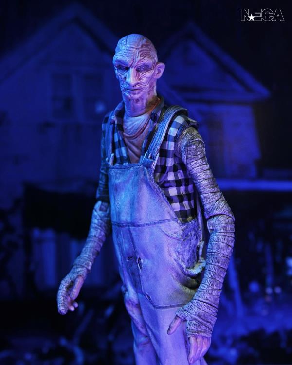 NECA The Devil's Rejects Tiny Firefly (Overalls) Action Figure - View 5