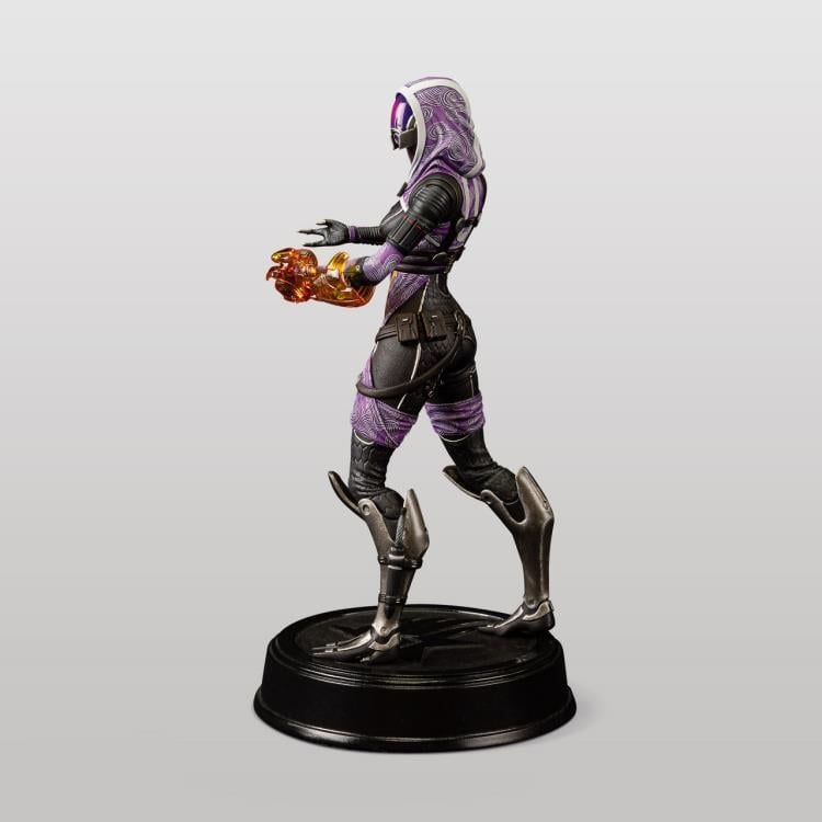 Dark Horse Mass Effect Tali'Zorah 8.5-Inch PVC Figure - View 5