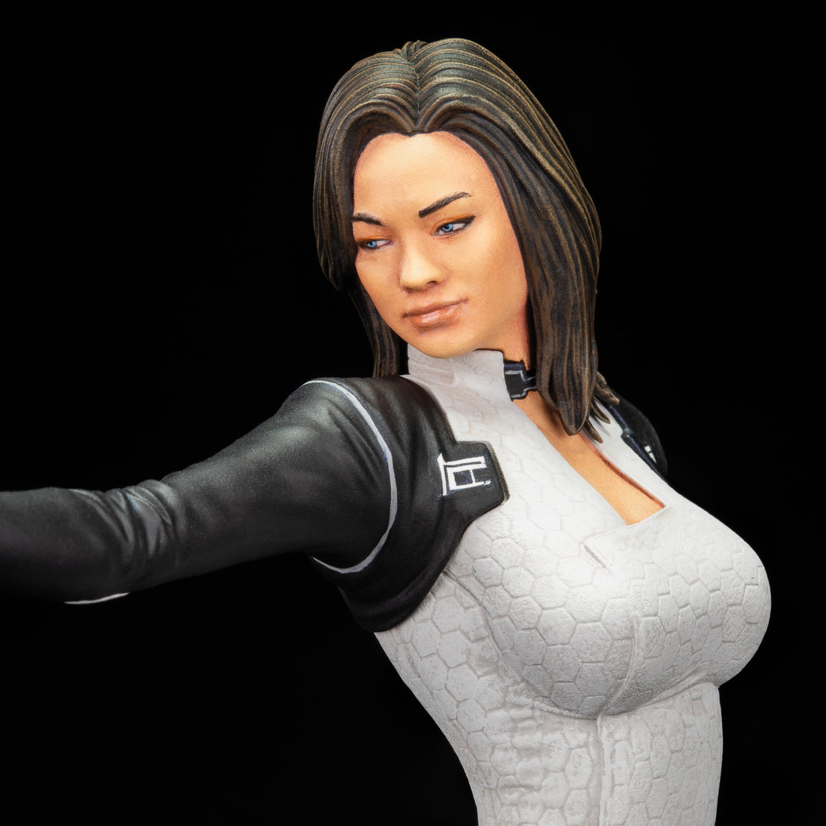 Dark Horse Mass Effect Miranda Lawson 8.5-Inch PVC Figure - View 12